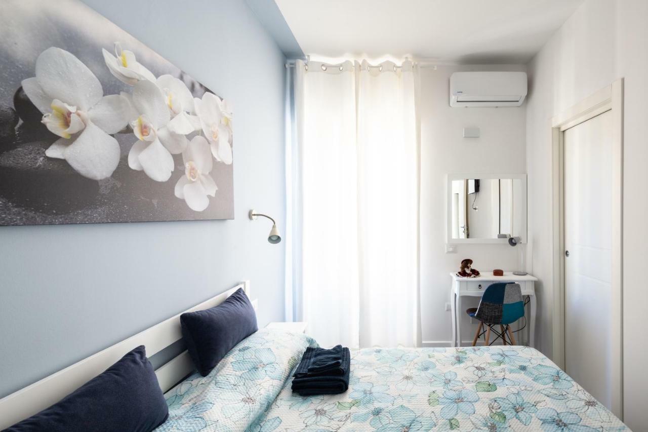 Castelvi Rooms Cagliari Bagian luar foto